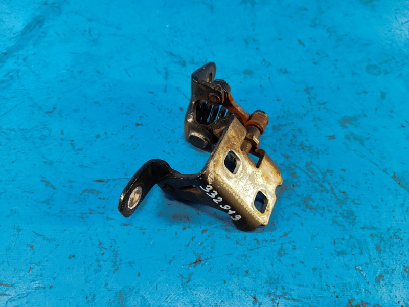 Lower door hinge CHRYSLER SEBRING 06-10 Left. Rear.