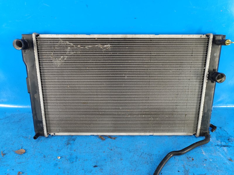 Main radiator Toyota Prius - 30 09-17