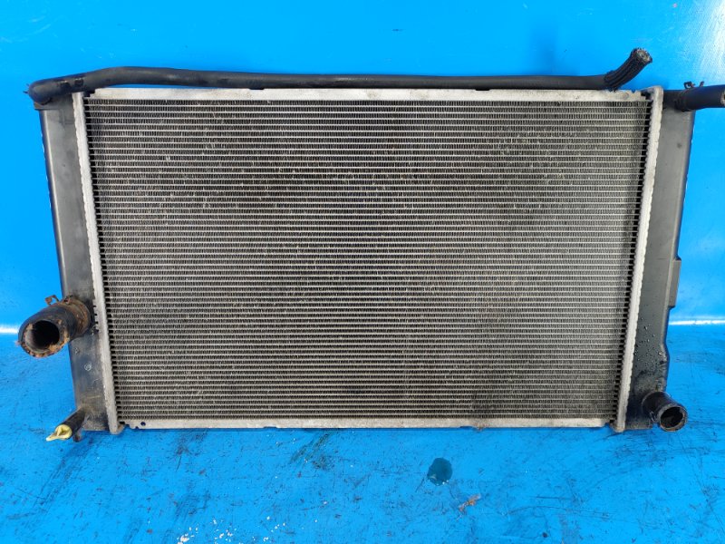 Main radiator Toyota Prius - 30 09-17