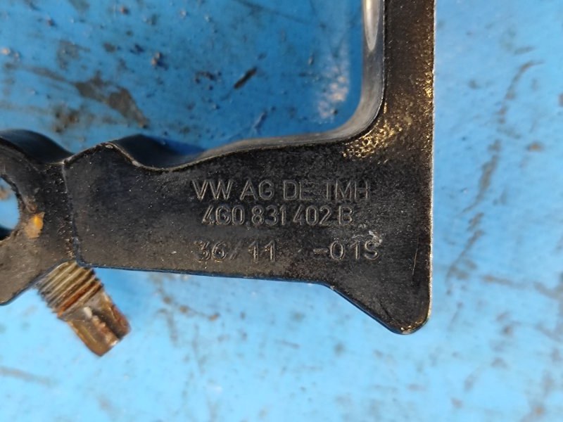 Door hinge AUDI A6 (C7) 11-18 2011 Right