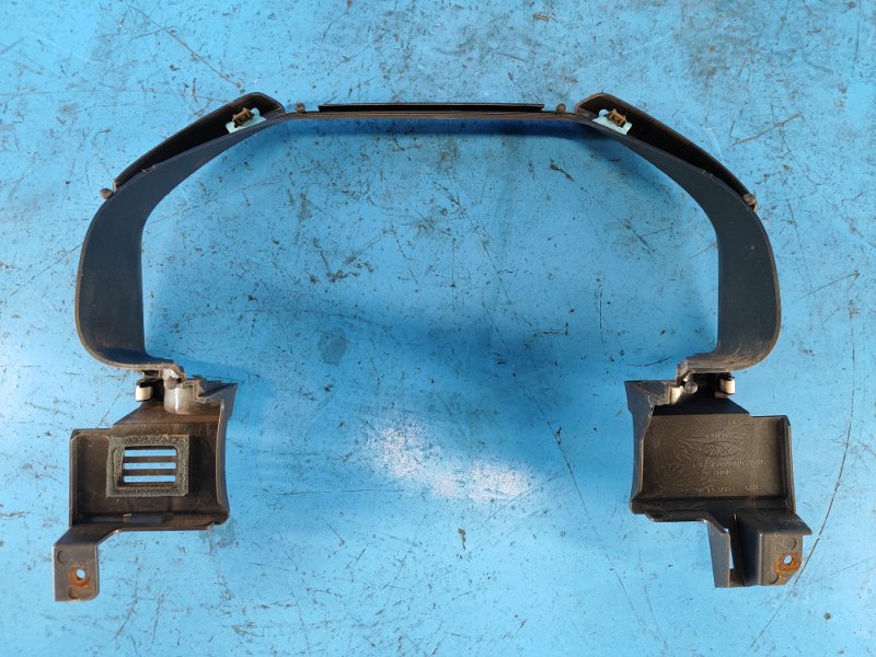 Interior plastic of the Ford Expedition 17-2018