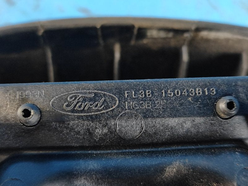 Steering wheel airbag for the 2018 Ford Expedition 17