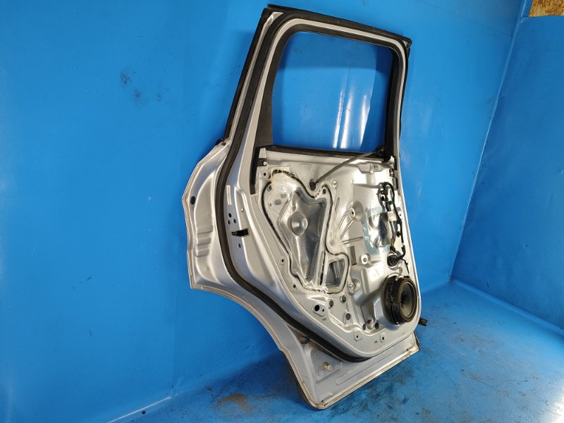 Door FORD ESCAPE 12-19 2017 Left. Rear.