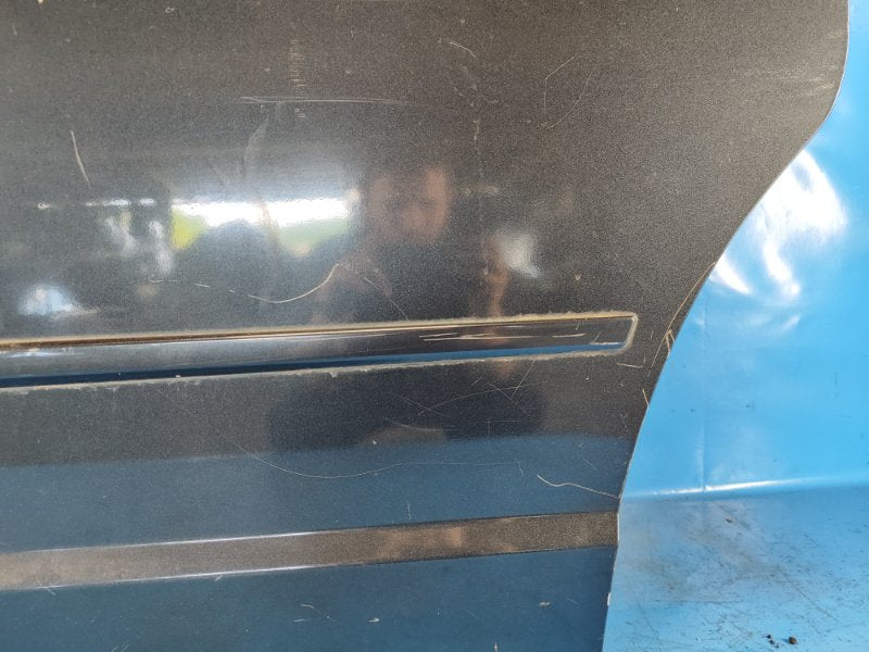Door DODGE GRAND CARAVAN 08- 2014 Left. Rear.