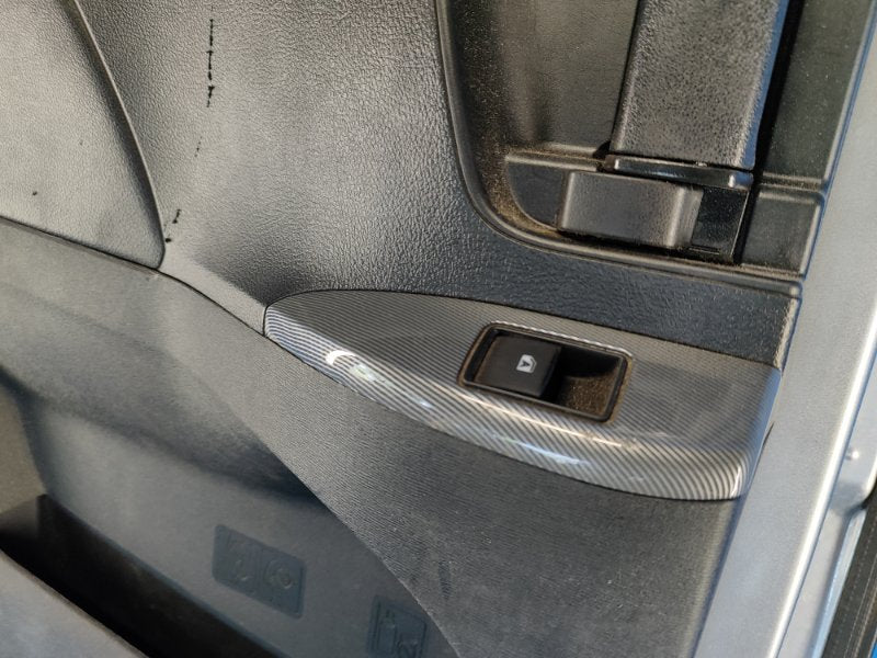 Door TOYOTA SIENNA 11-16 2015 Left. Rear.