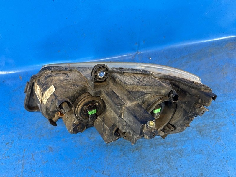 Headlight DODGE GRAND CARAVAN 08- 2014 Right