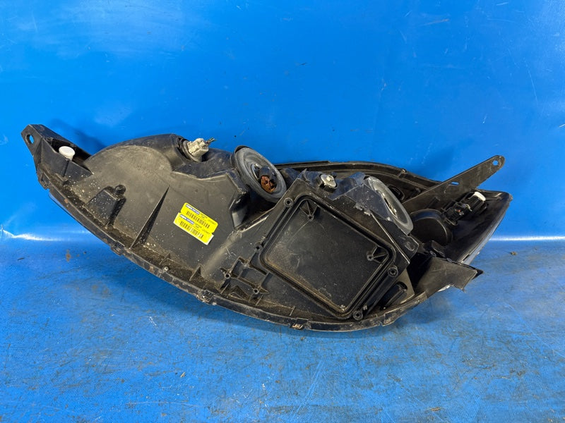 Headlight TOYOTA SIENNA 03-10 Right