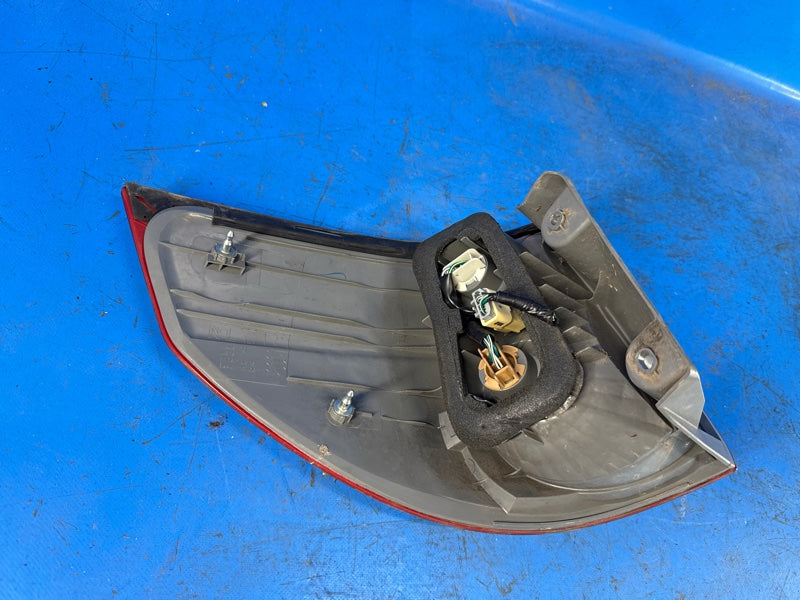 Image alt