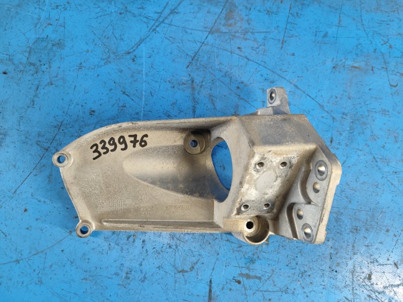 Intermediate shaft bracket VOLVO XC70 07-16