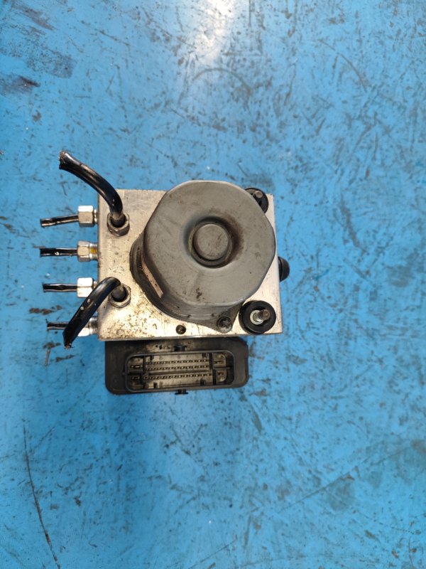 ABS unit Dodge Grand Caravan 08-2013