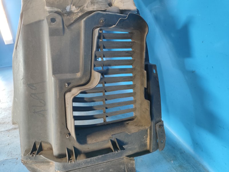 Mudguard FORD FUSION 14- Left. Front.