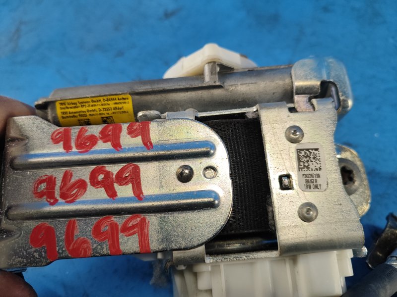 Seat belt FORD FUSION 14- Left. Front.