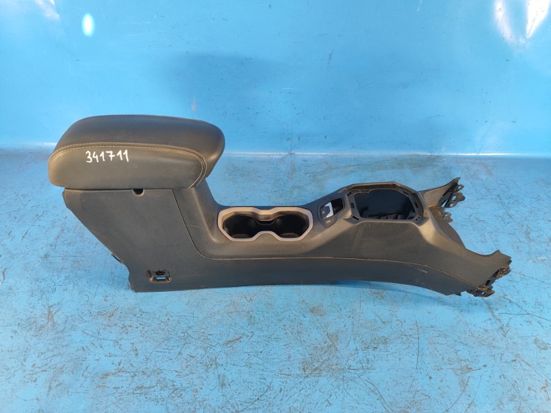 Armrest Jeep Renegade (Bu) 14- 2015