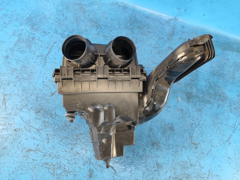 Air filter housing FORD FUSION 14-