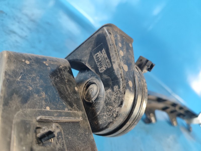 Ford Escape 12-19 2017 front upper panel