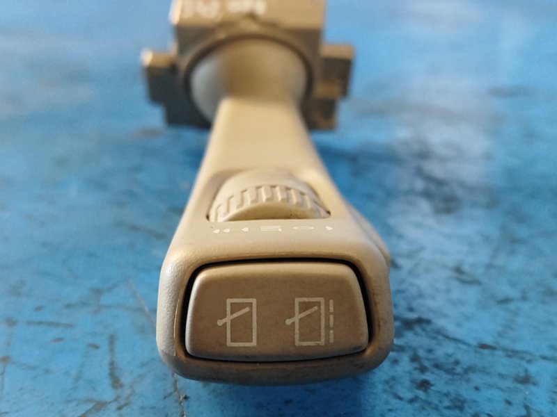 Steering column switch VOLVO XC70 07-16 Right.