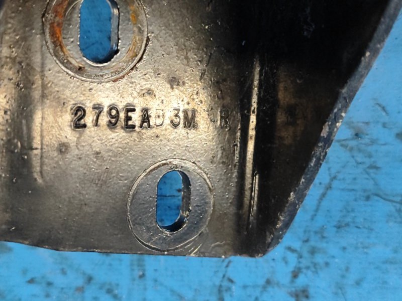 Upper door hinge DODGE GRAND CARAVAN 08- 2014 Right Rear