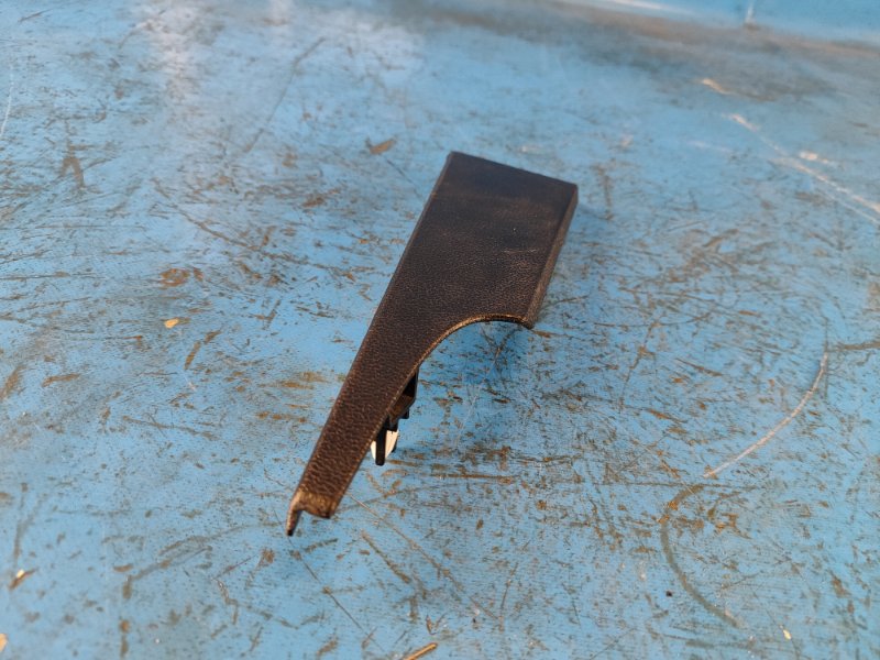 Dashboard cover FORD MUSTANG 15- Right.