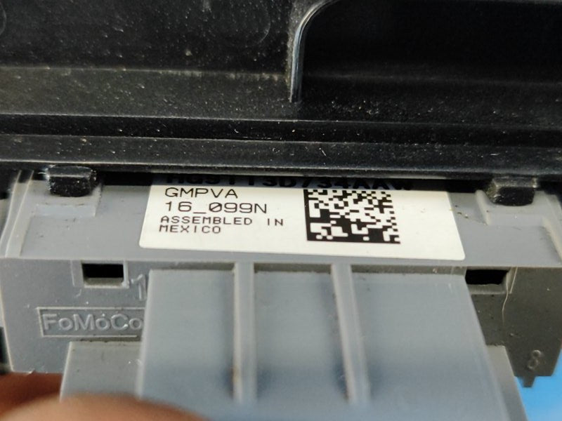 FORD FUSION 14-button
