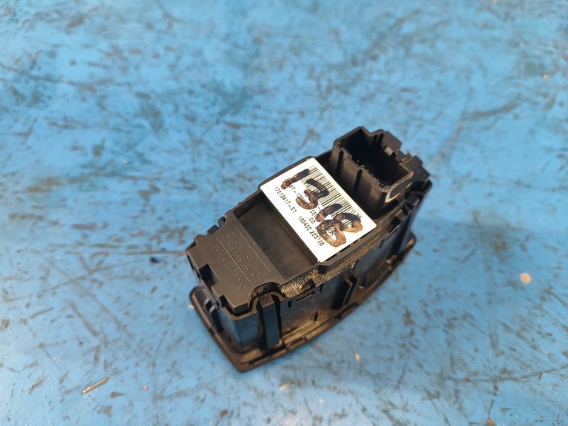 Image alt