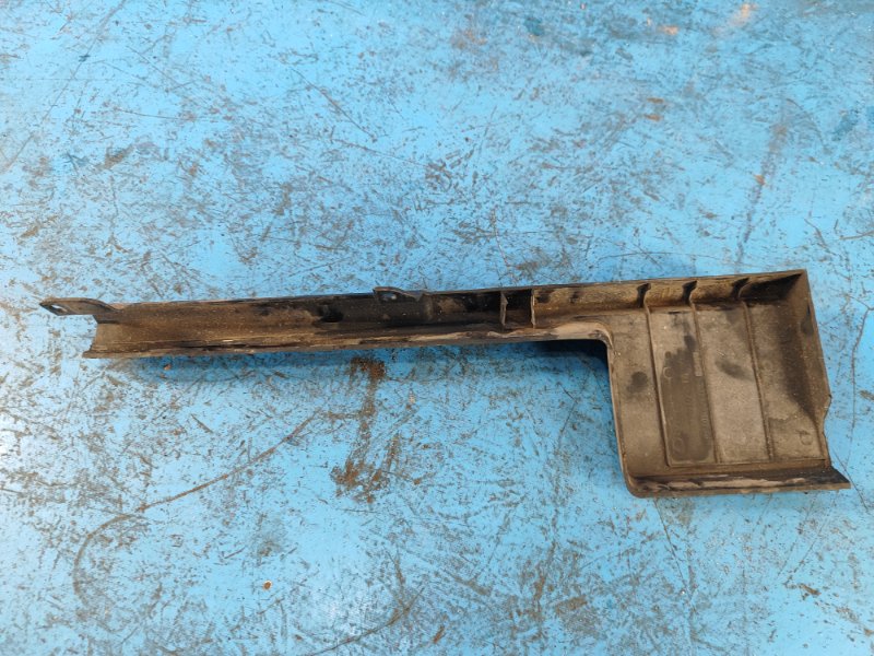 FORD MUSTANG 15- radiator deflector