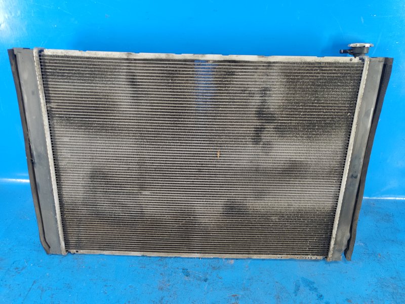 Main radiator for Toyota Sienna 03-10