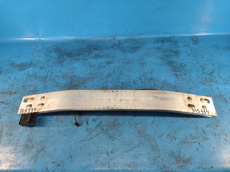Front bumper reinforcement for Lexus CT200 11-17 2012