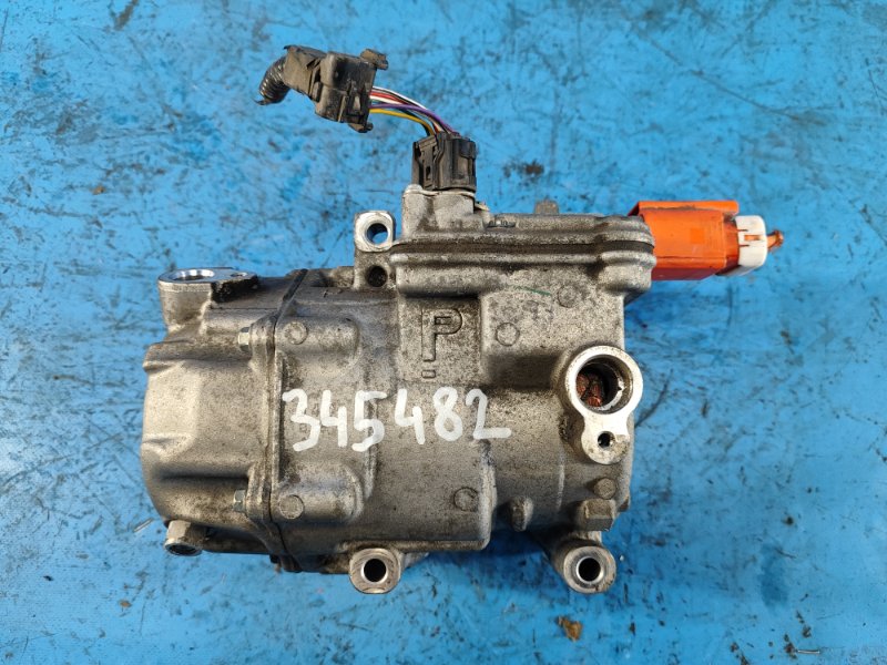 Air conditioning compressor for Toyota Prius Plus 11-14