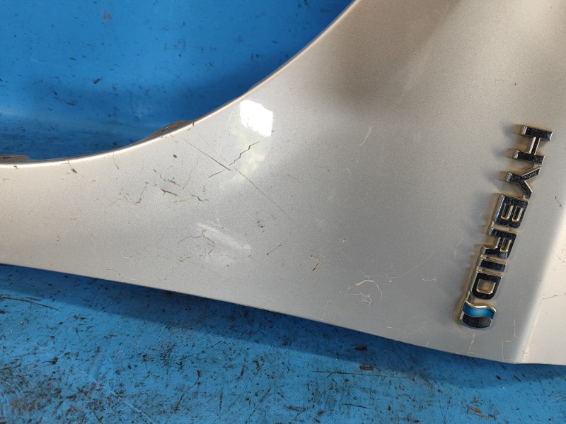 Front wing TOYOTA PRIUS - 30 09-17 Lev.