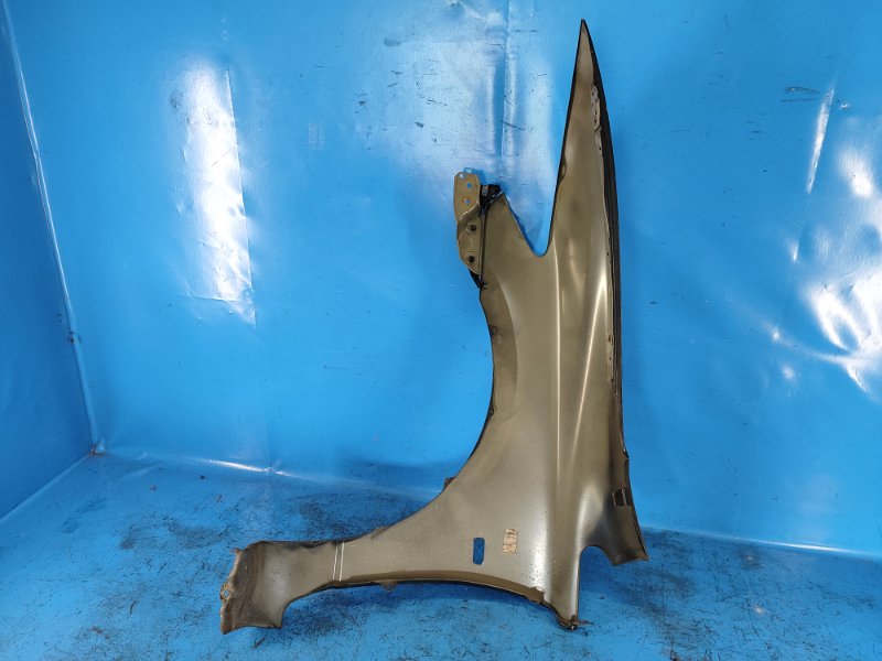 Front wing HONDA CIVIC 4D 06-11 Right.