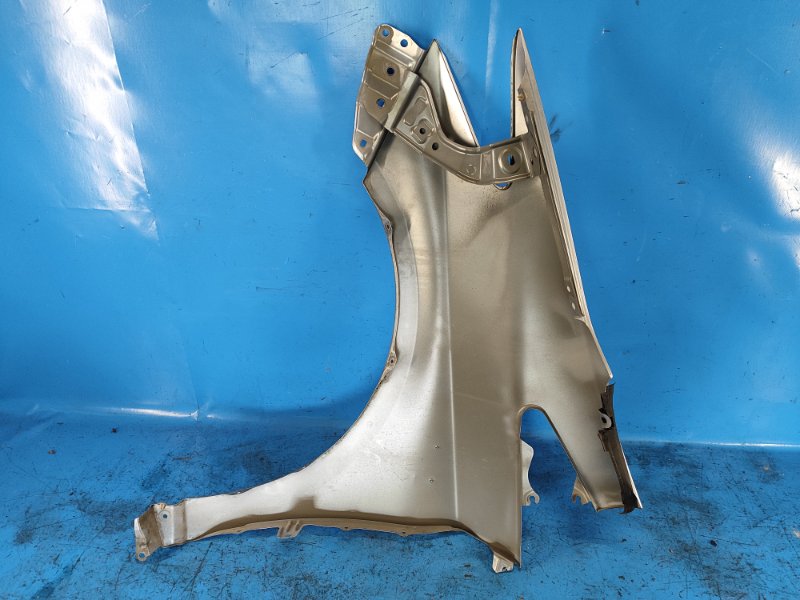 Front wing TOYOTA PRIUS - 30 09-17 Right.