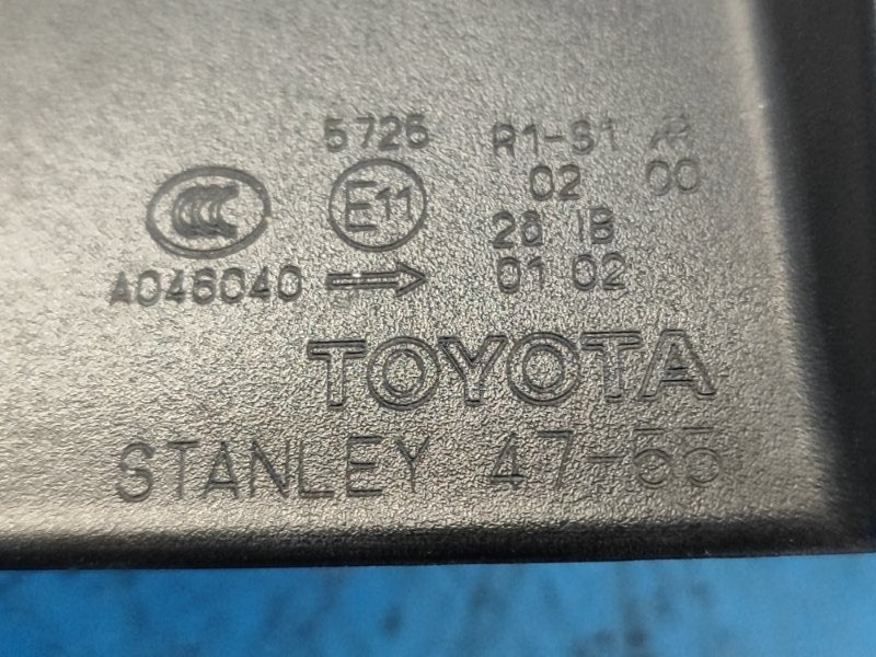 External lamp TOYOTA PRIUS - 30 09-17 2013 Right.