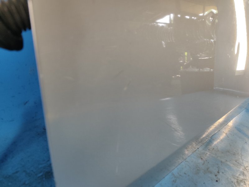 Door TOYOTA PRIUS PLUS 11-14 Left. Front.
