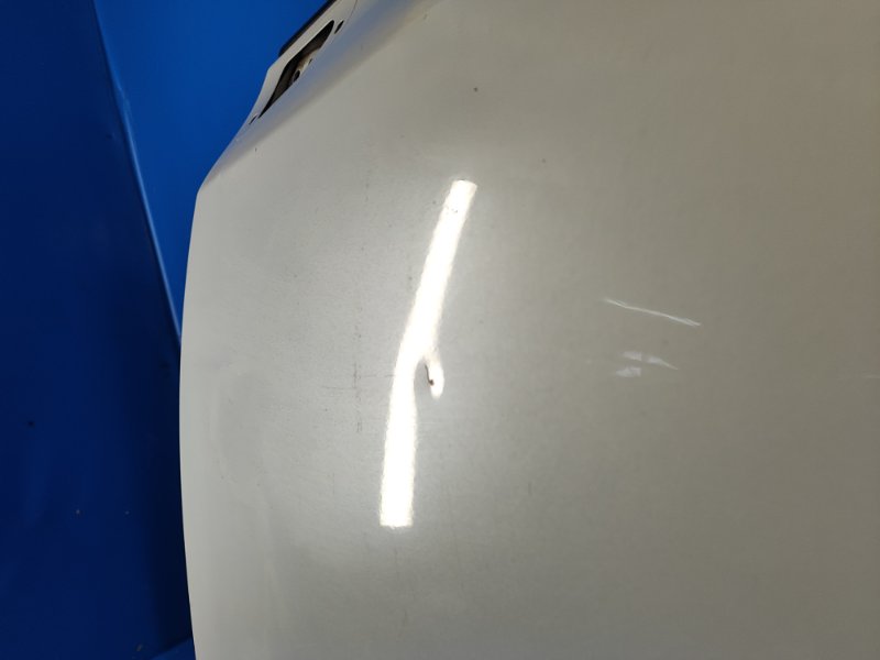 Door TOYOTA PRIUS PLUS 11-14 Left. Front.