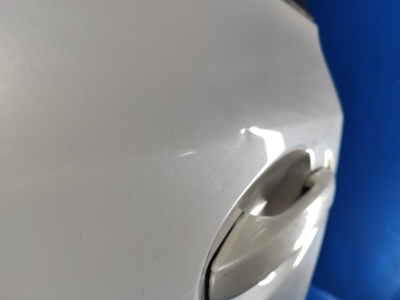 Door TOYOTA PRIUS PLUS 11-14 Left. Front.