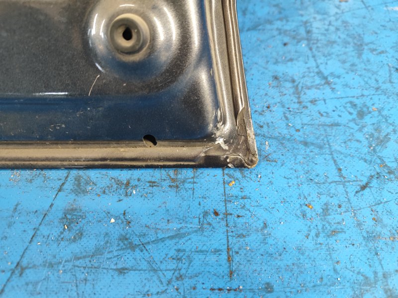 Door TOYOTA PRIUS PLUS 11-14 Right Front.