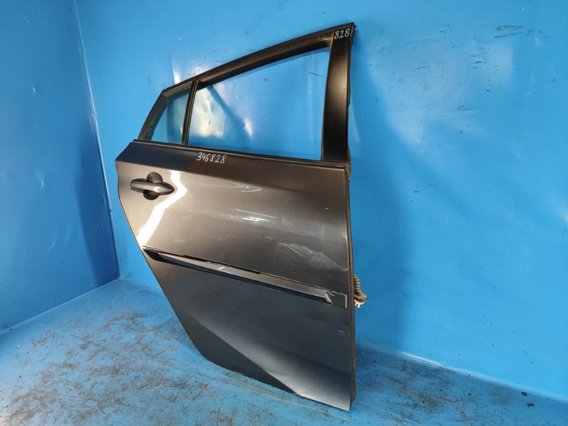 Door TOYOTA PRIUS 16- Right Rear.
