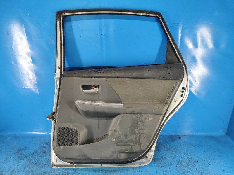 Door TOYOTA PRIUS PLUS 11-14 Right Rear