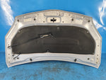 Hood of the Toyota Prius - 30 09-17