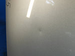 Hood of the Toyota Prius - 30 09-17