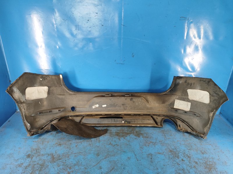 Rear bumper for Volkswagen Golf 12-21
