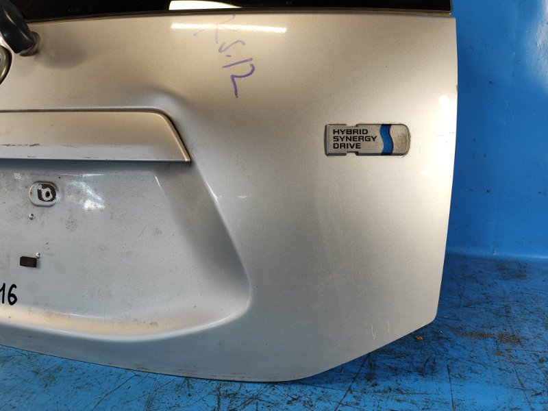 Trunk lid for Toyota Prius C/AQUA 11-14