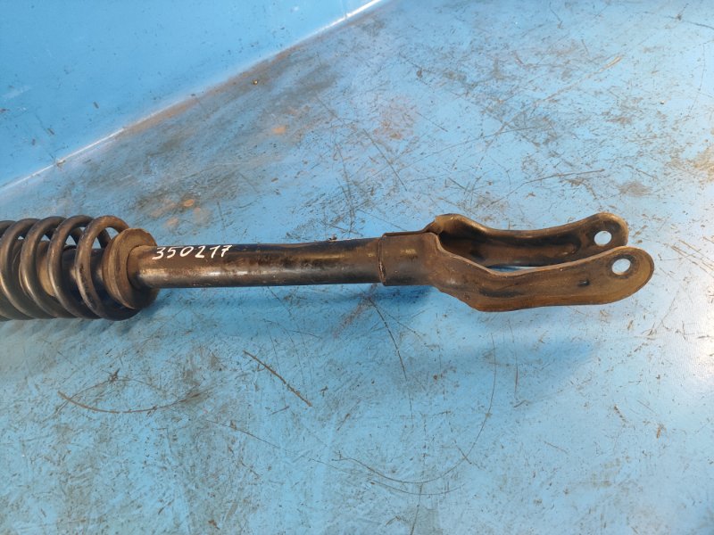 Shock absorber JEEP GRAND CHEROKEE 11-22 Front.