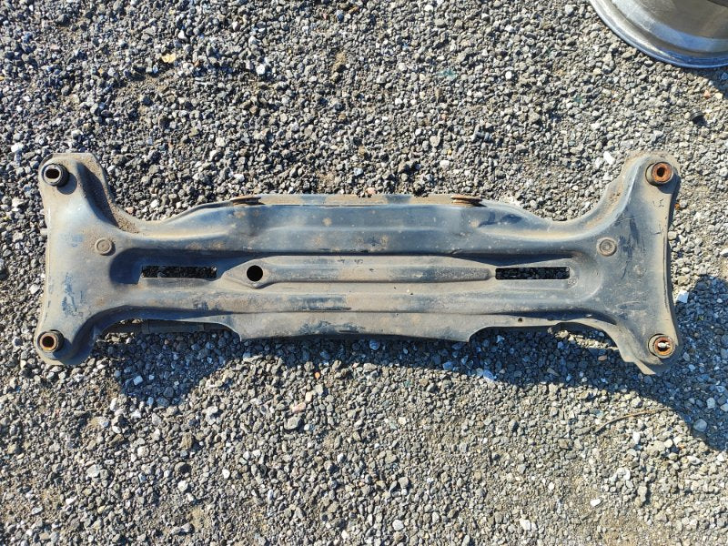 Rear suspension beam for Toyota Camry 30 02-06