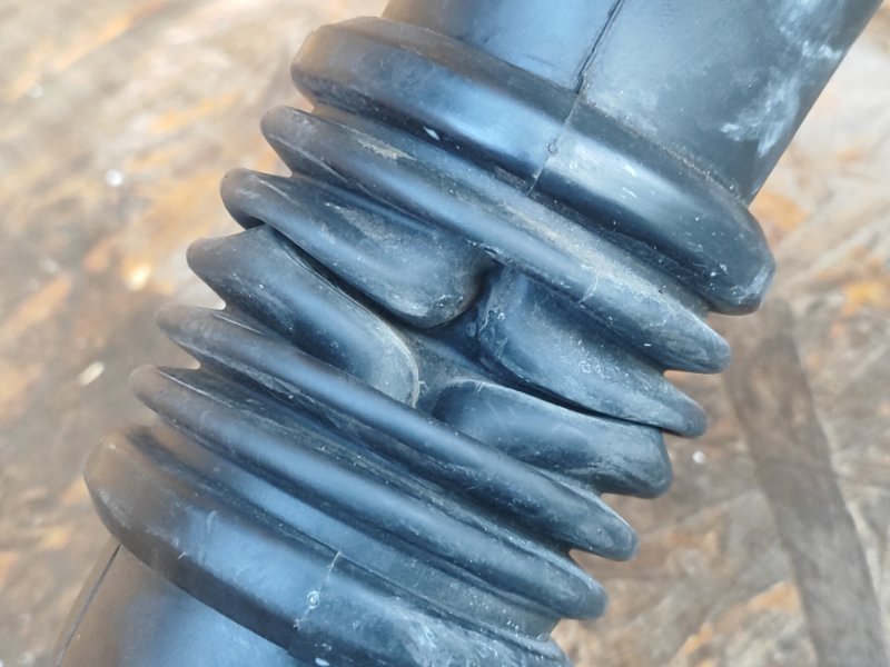 Jeep Patriot 10-17 Air Filter Hose