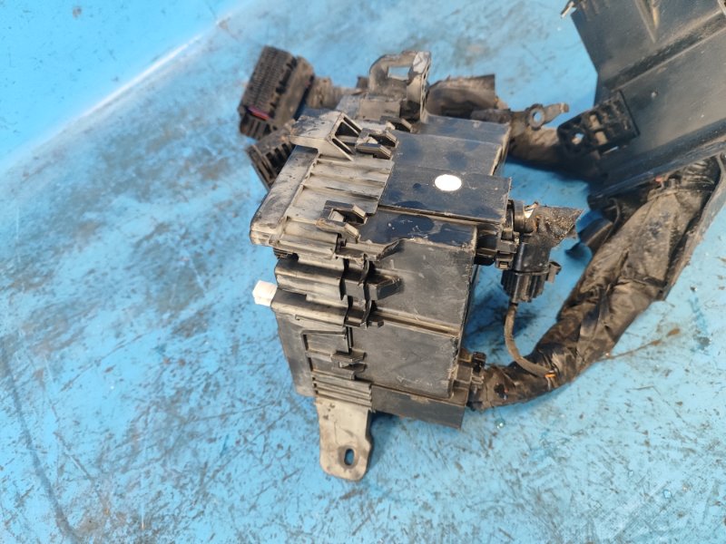 KIA SOUL PS 13-19 engine compartment fuse box