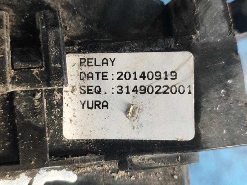 KIA SOUL PS 13-19 engine compartment fuse box