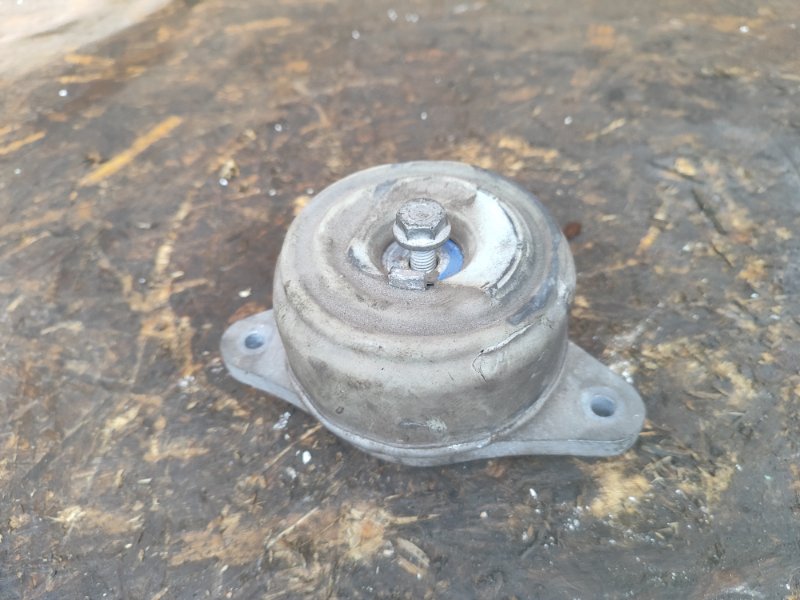 Engine mount for Mercedes E-Class W211 02-09