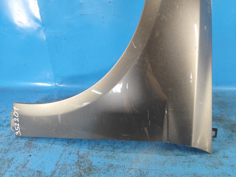 Front wing FORD FOCUS 10-18 Left.