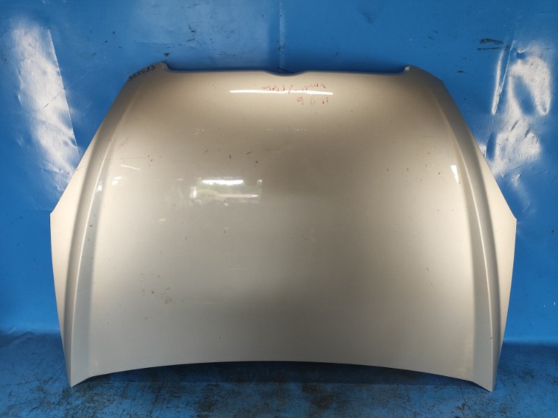 Hood of the Hyundai Accent MC 06-10
